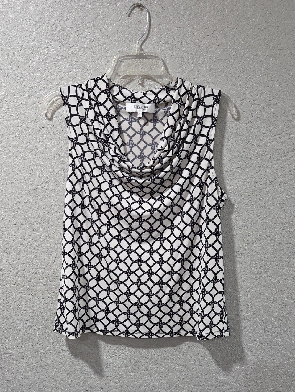 Jones Studio Black & White Cowl Neck Sleeveless Blouse